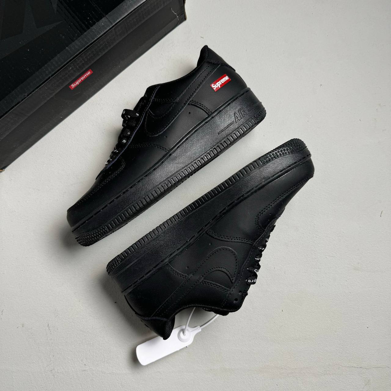 Кроссовки Nike Air Force 1 Low Supreme Mini Box Logo Black