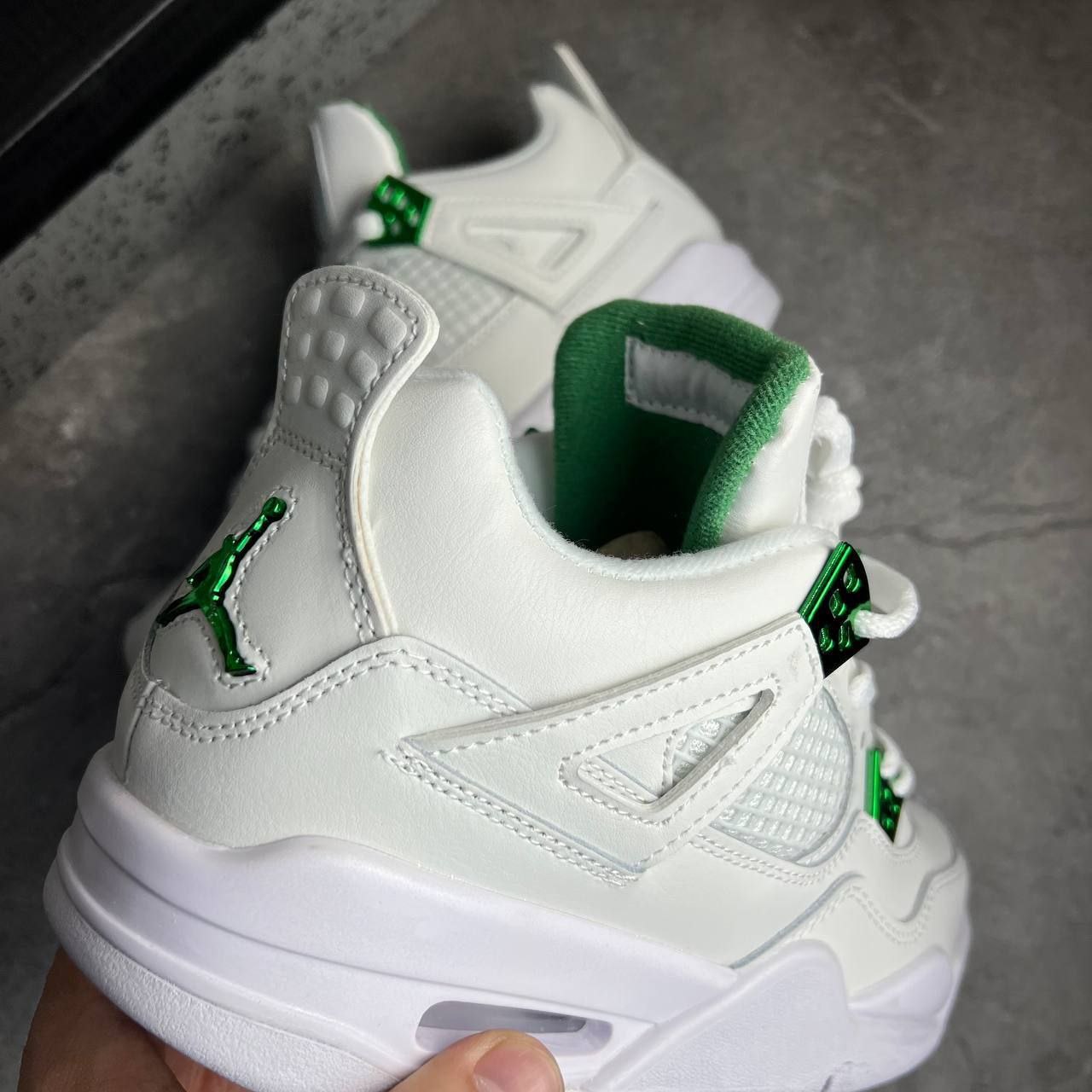 Кроссовки Nike Air Jordan 4 Retro Metallic Green