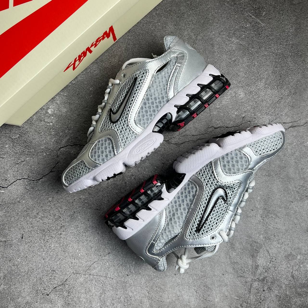 Nike silver prezzo best sale