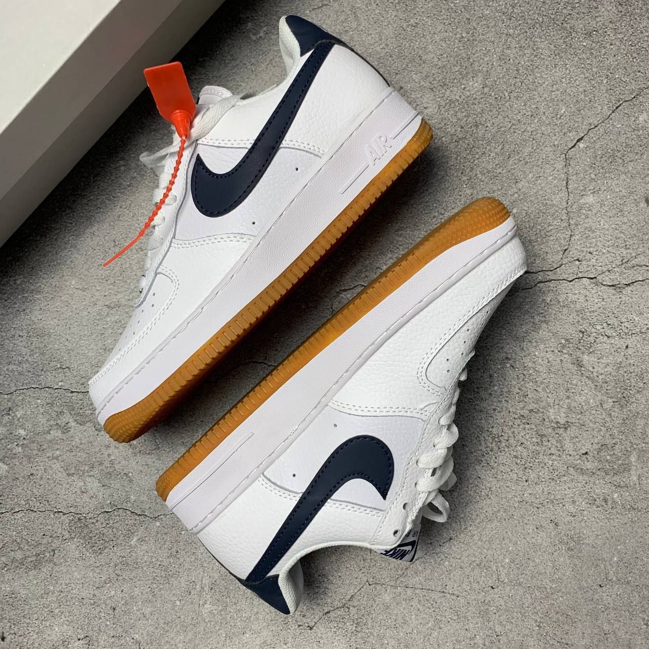 Кроссовки Nike Air Force 1 Low '07 White Obsidian Кроссовки Nike Air Force 1 Low '07 White Obsidian