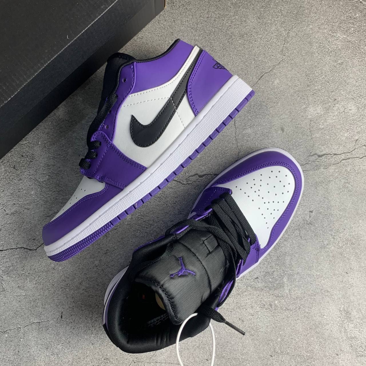 Nike air jordan 1 purple white hotsell