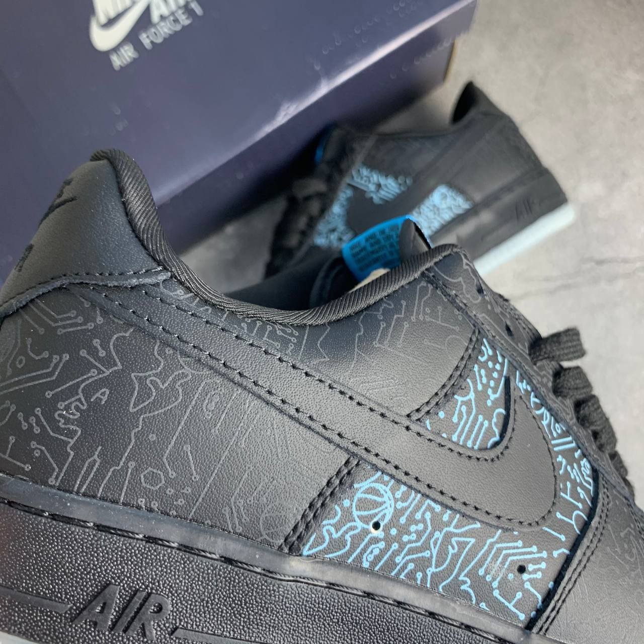 Кроссовки Nike Air Force 1 Low Computer Chip Space Jam Кроссовки Nike Air Force 1 Low Computer Chip Space Jam