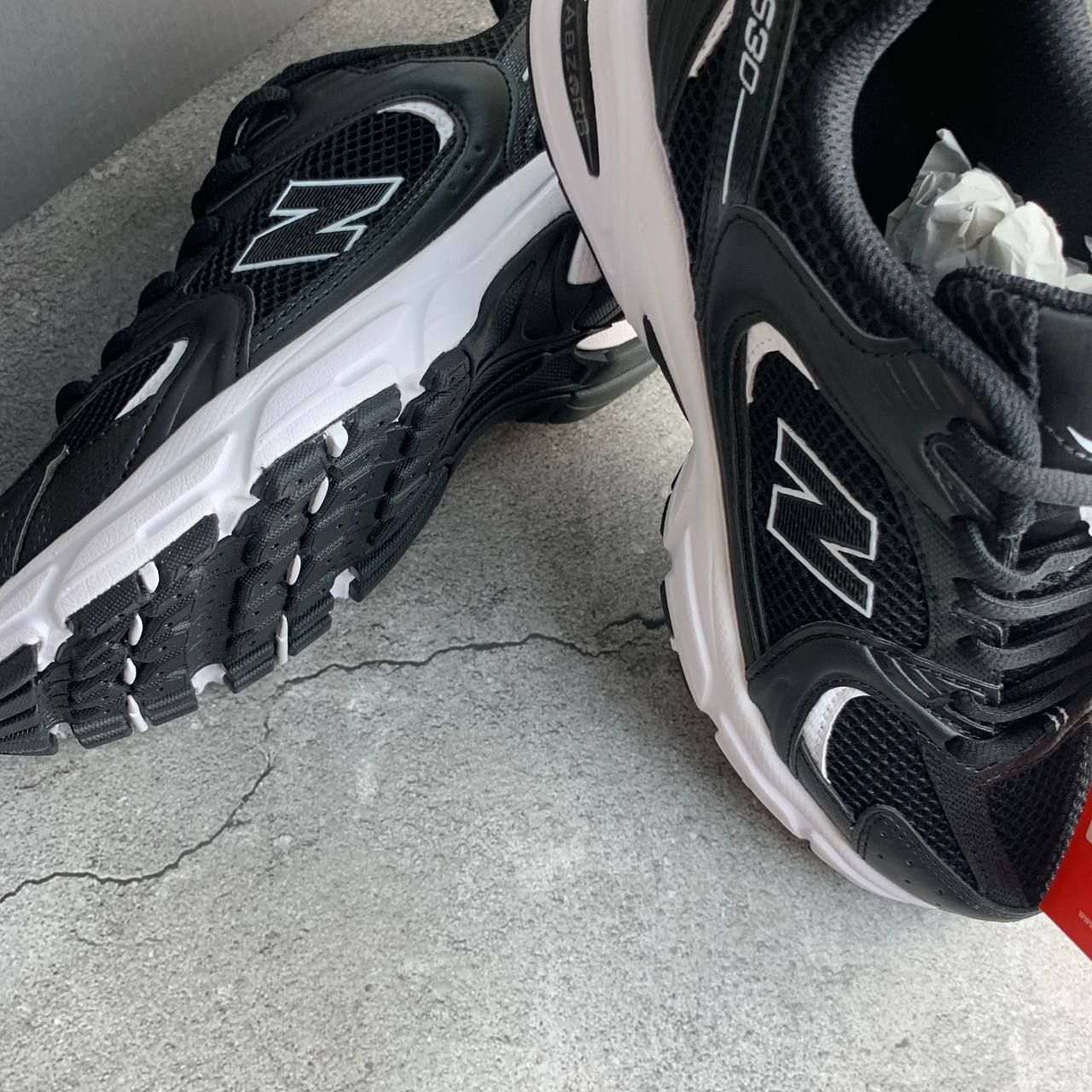 Кроссовки New Balance 530 v2 Black White