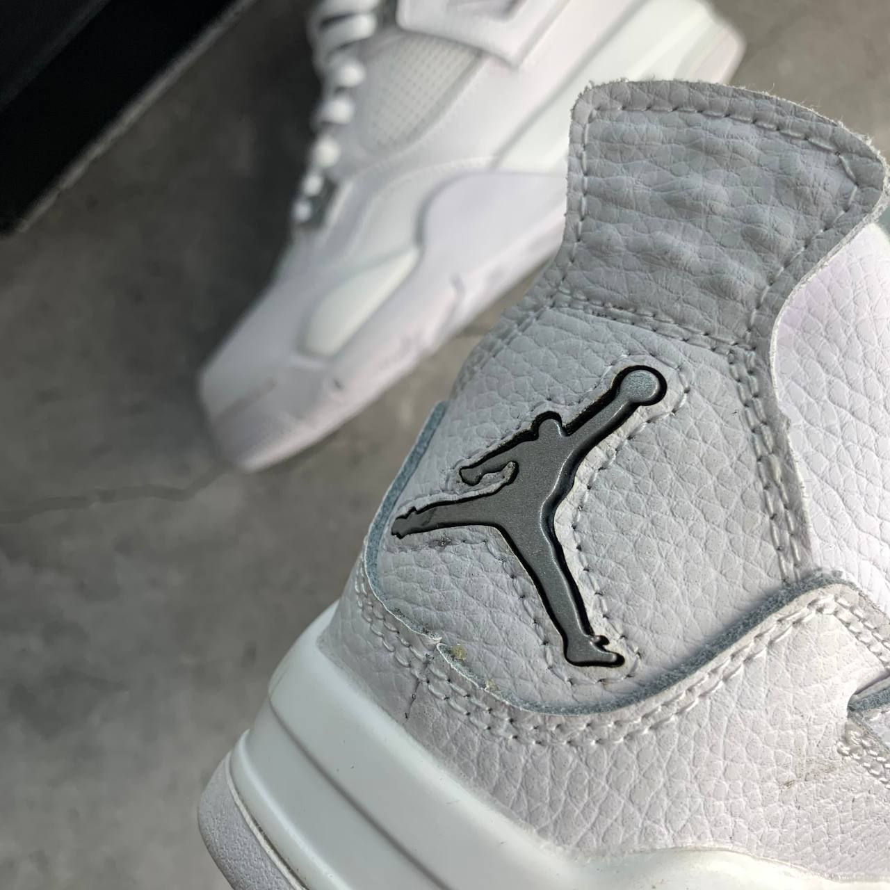 Nike jordan money on sale