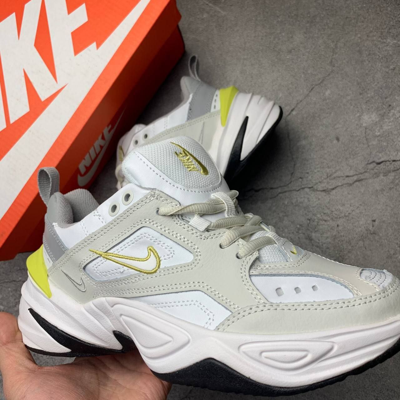 Кроссовки Nike M2K Tekno Platinum Tint Celery Кроссовки Nike M2K Tekno Platinum Tint Celery