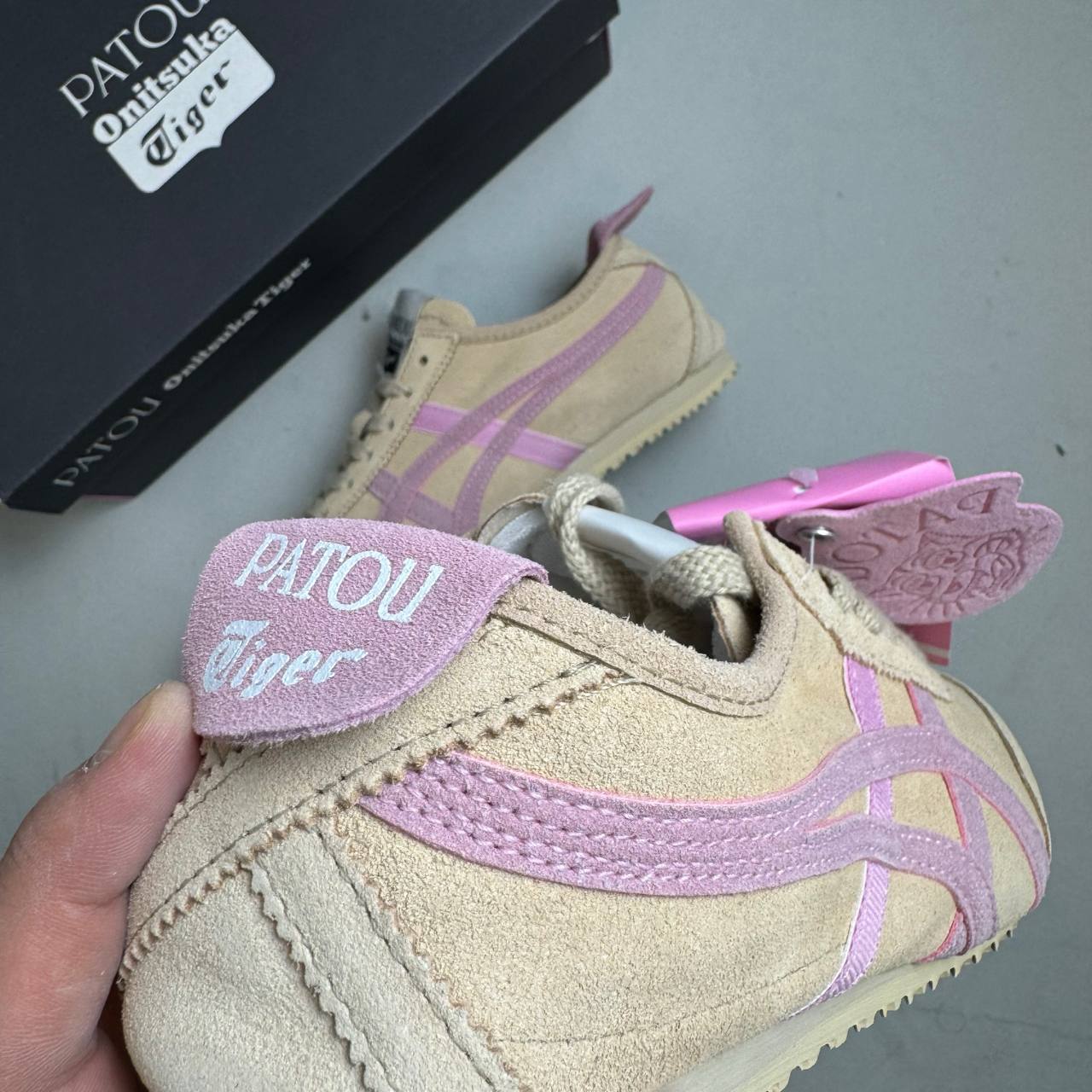 Кроссовки PATOU x Onitsuka Tiger Mexico 66 Putty Cotton Candy