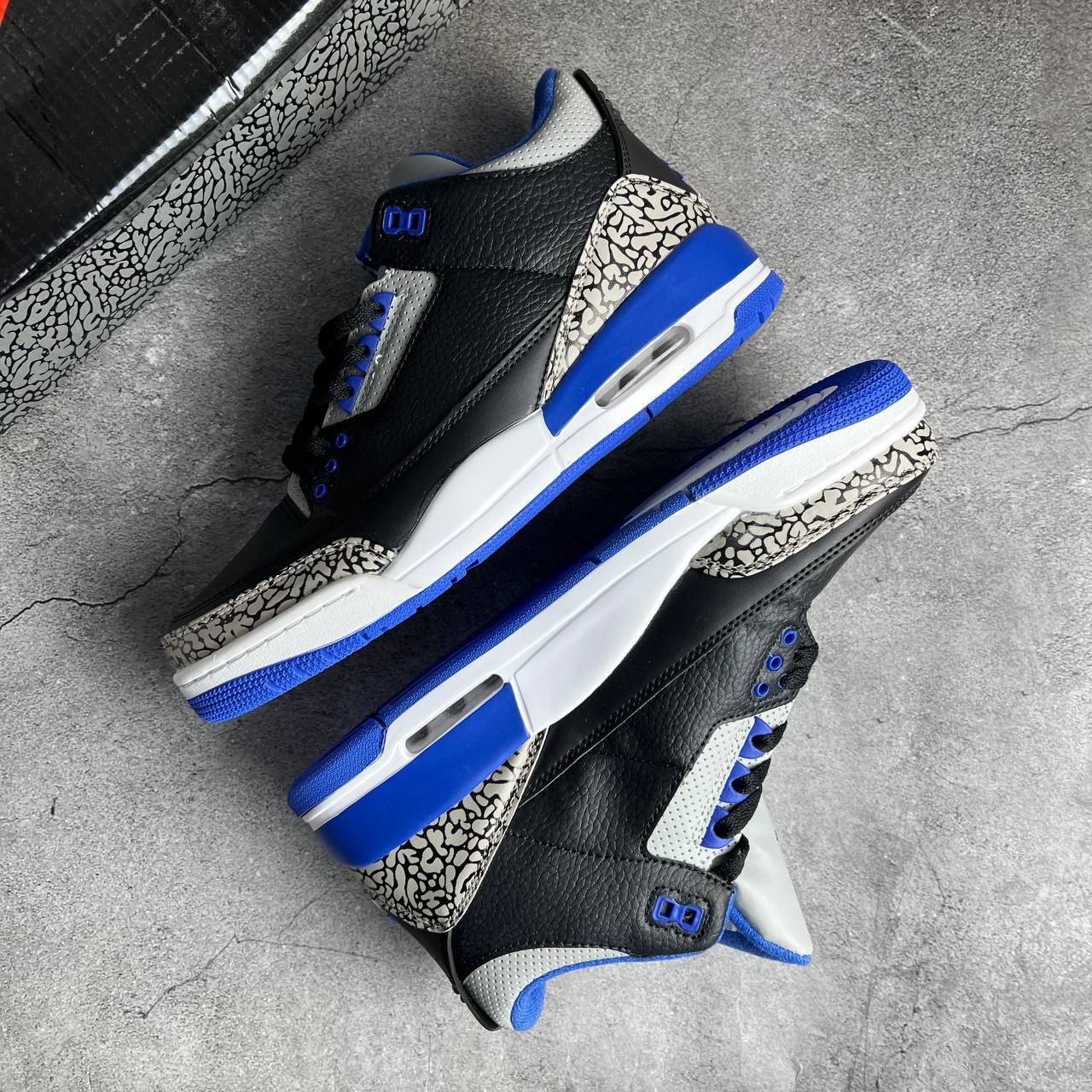 Retro 3 black and blue online