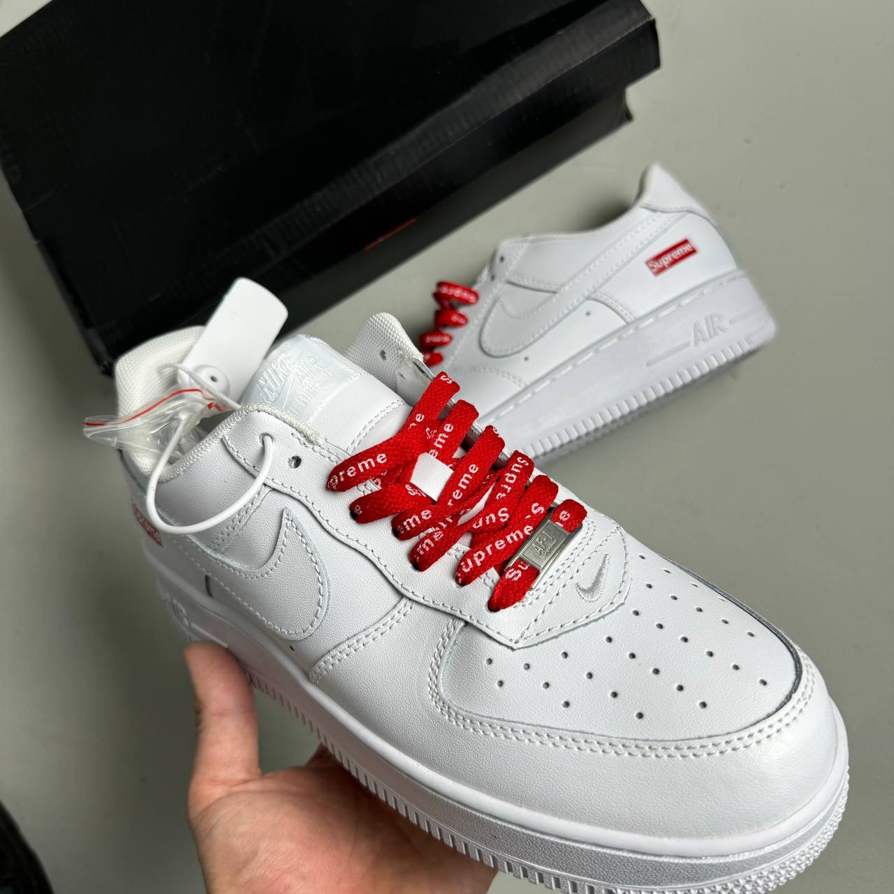 Кроссовки Nike Air Force 1 Low Supreme Mini Box Logo White