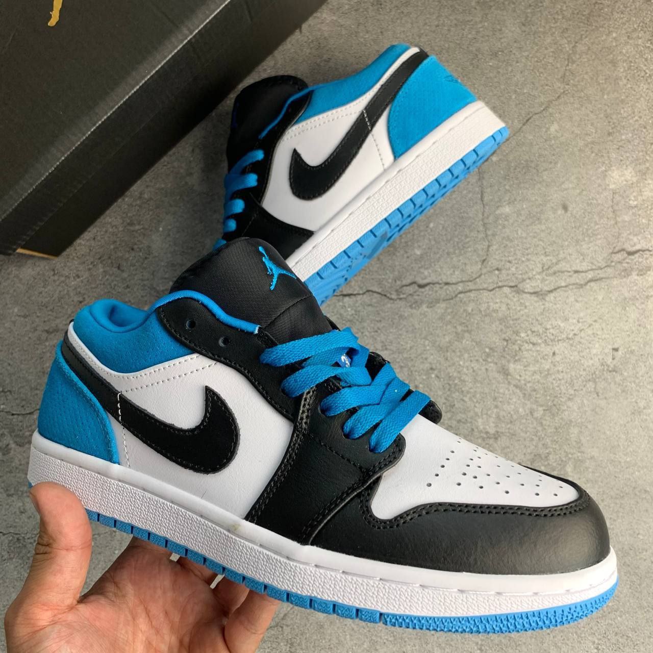 Nike blue air online