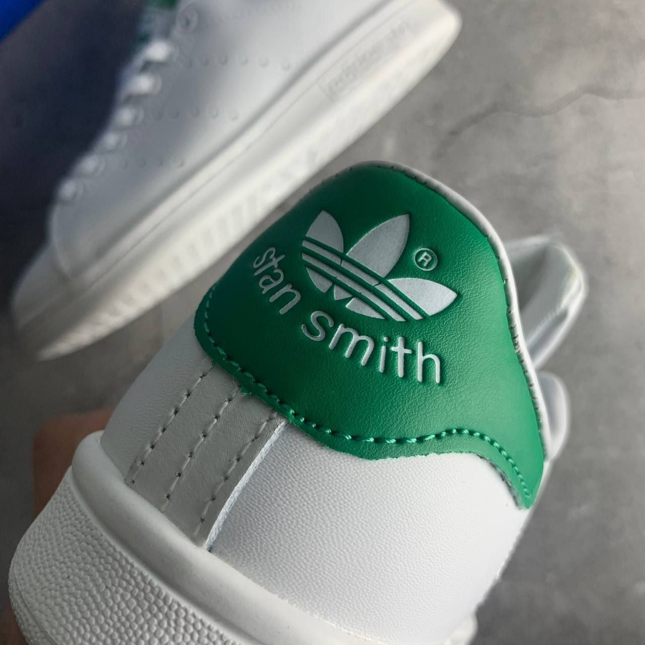 Stan smith r on sale