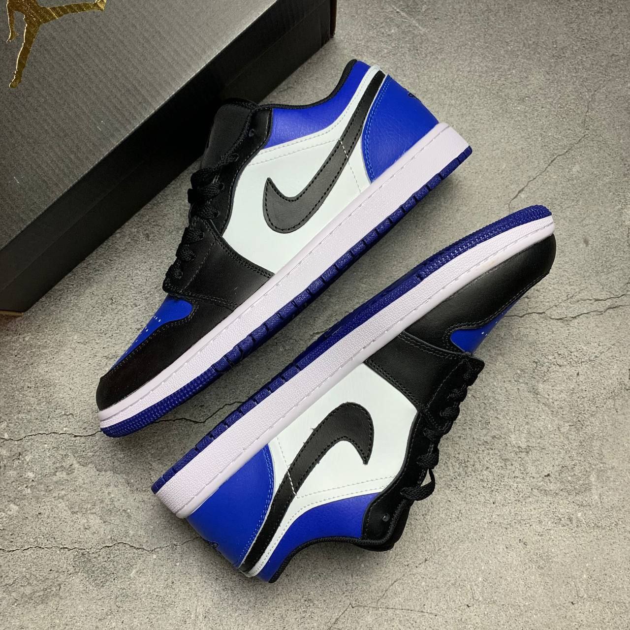 Кроссовки Nike Air Jordan 1 Low Royal Toe Кроссовки Nike Air Jordan 1 Low Royal Toe
