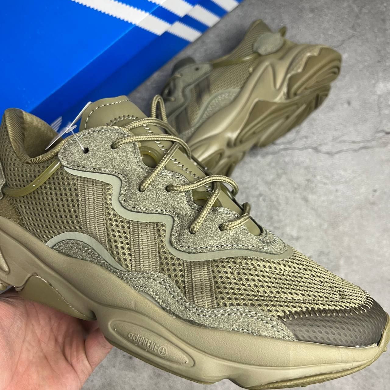 Кроссовки Adidas Ozweego Cargo