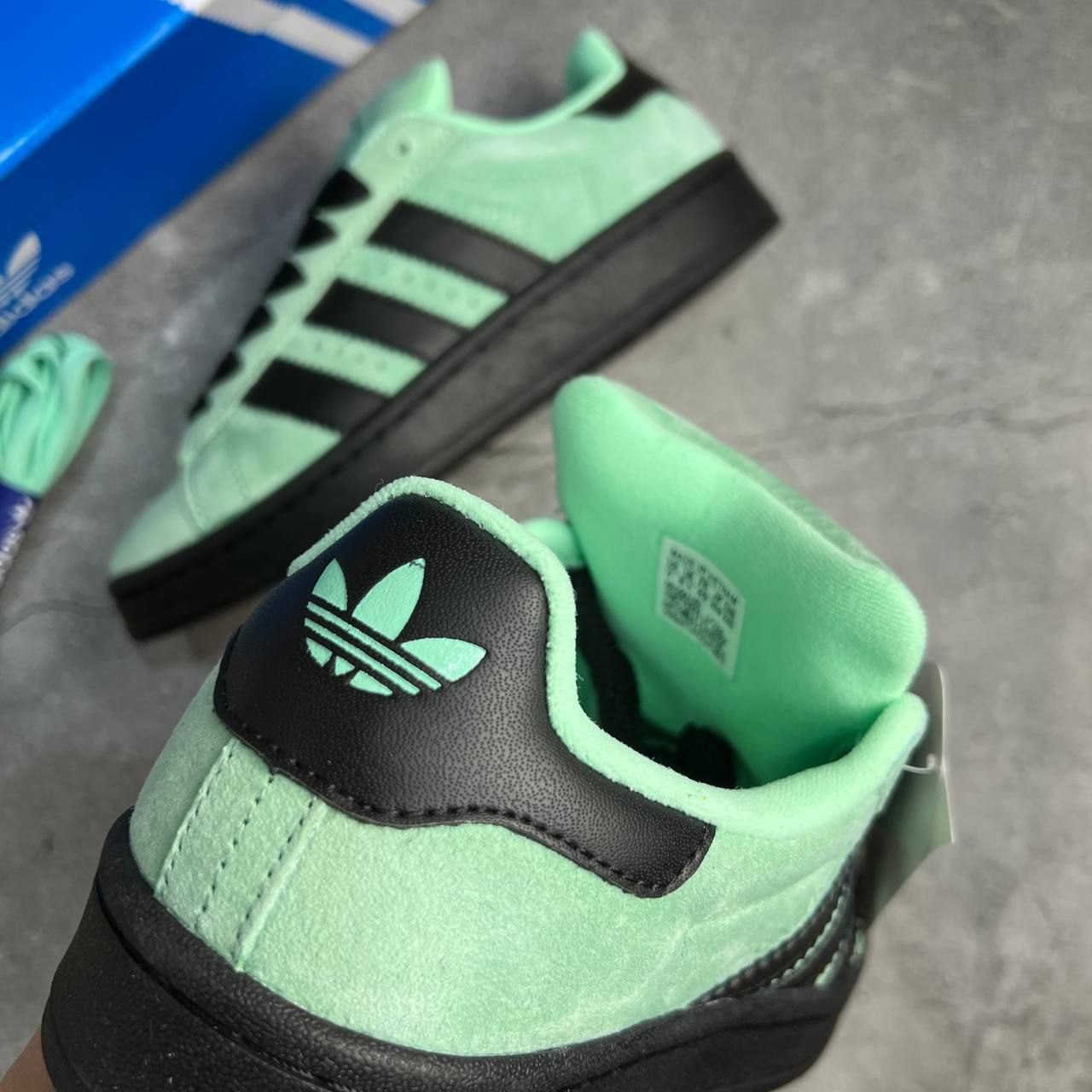 Adidas Campus 00s Core Black Pulse Mint