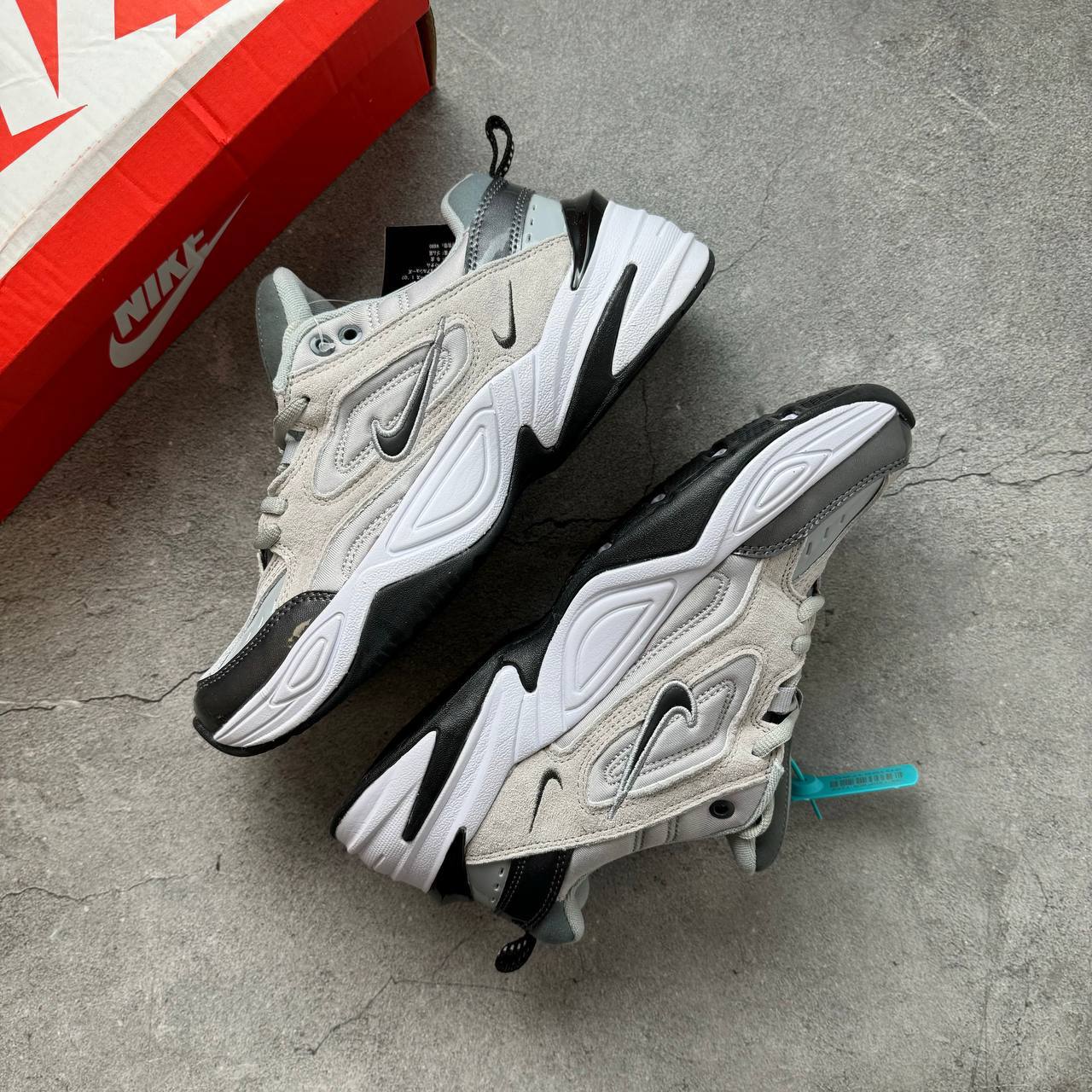 Кроссовки Nike M2K Tekno Atmosphere Grey Black White Кроссовки Nike M2K Tekno Atmosphere Grey Black White