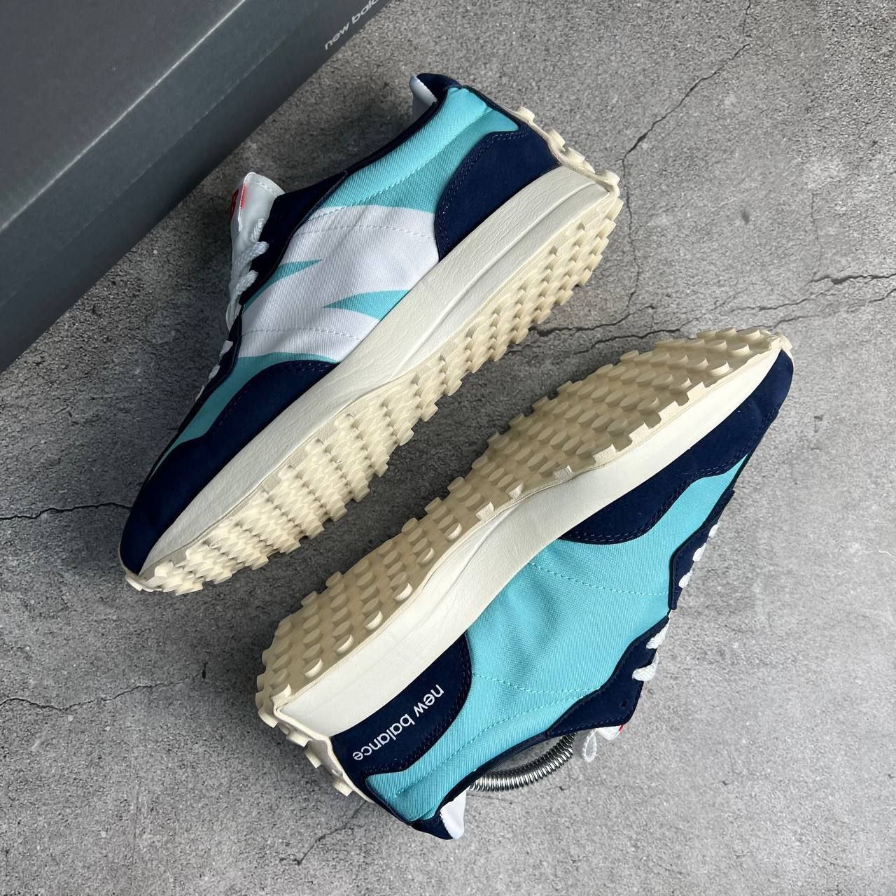 Кроссовки New Balance 327 Navy White/Aqua