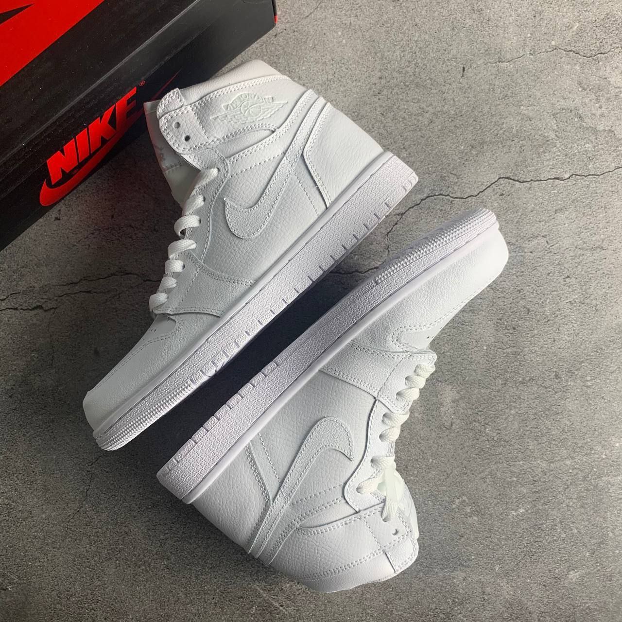 Nike Air Jordan 1 Mid Triple White 2.0 2020