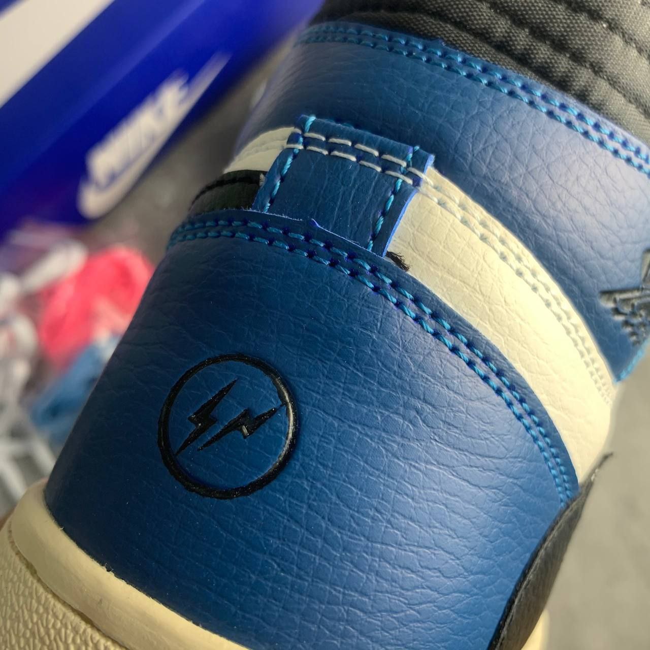 Кроссовки Nike Air Jordan 1 High OG SP Fragment x Travis Scott