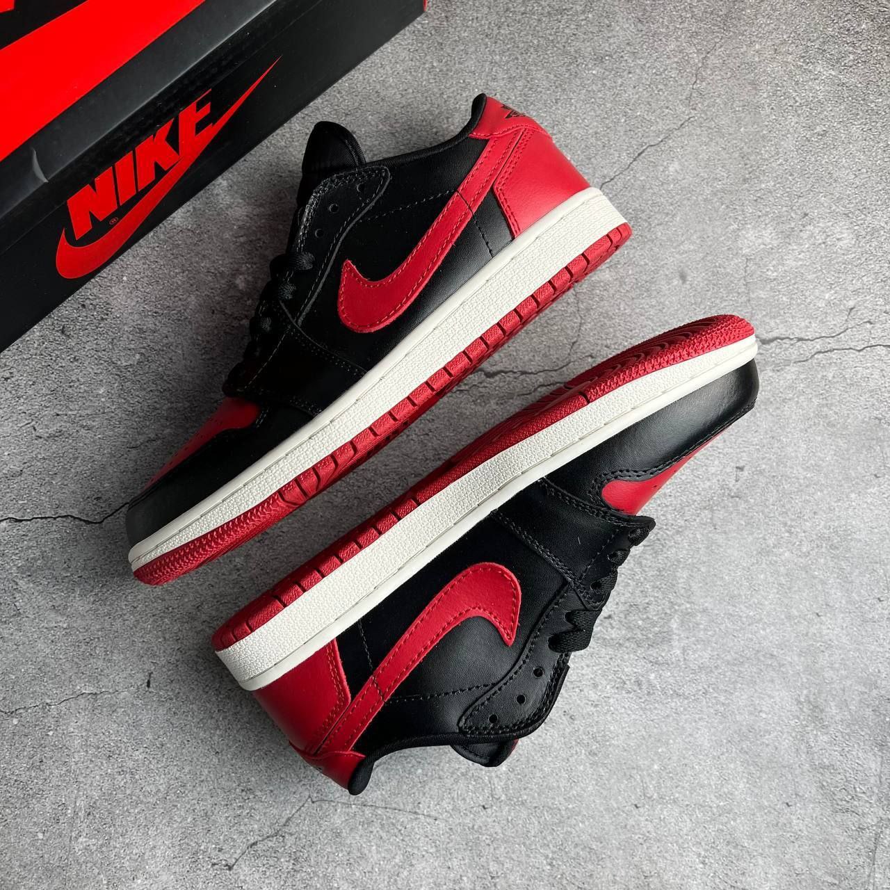 Кроссовки Nike Air Jordan 1 Retro Low OG Bred Кроссовки Nike Air Jordan 1 Retro Low OG Bred