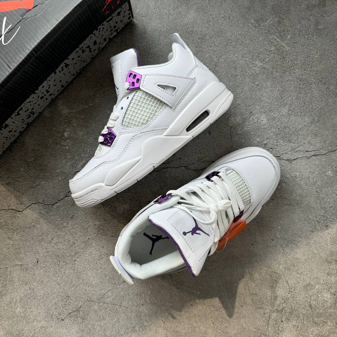 Кроссовки Nike Air Jordan 4 Retro Purple Metallic Кроссовки Nike Air Jordan 4 Retro Purple Metallic